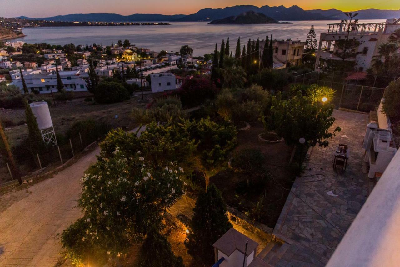 Villa Euphoria In Aegina, A' Marathonas Bay Exterior photo