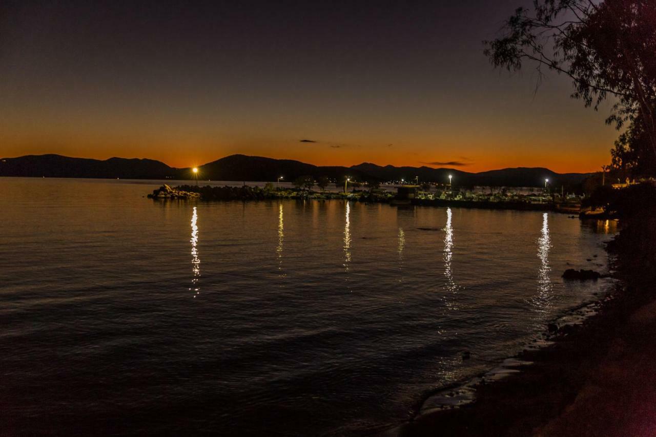 Villa Euphoria In Aegina, A' Marathonas Bay Exterior photo